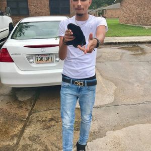 Meet your Posher, Joshua